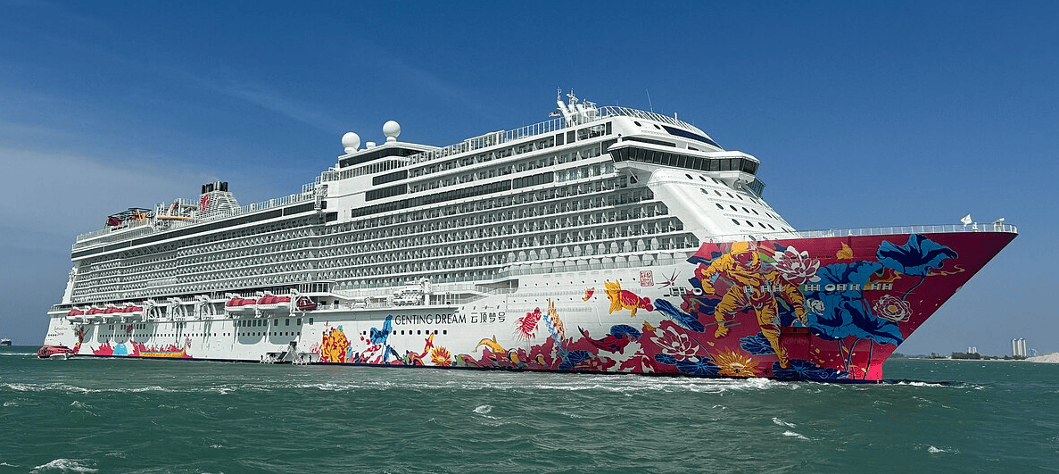 Review Genting Dream: Paket Liburan Singkat Singapura-Malaysia Sambil Uji Hoki di Laut